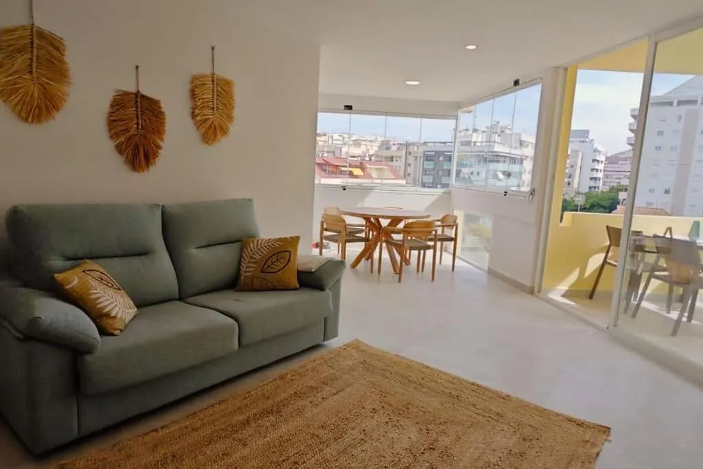 דירות מארבלה Piso Reformado Frente Al Mar.